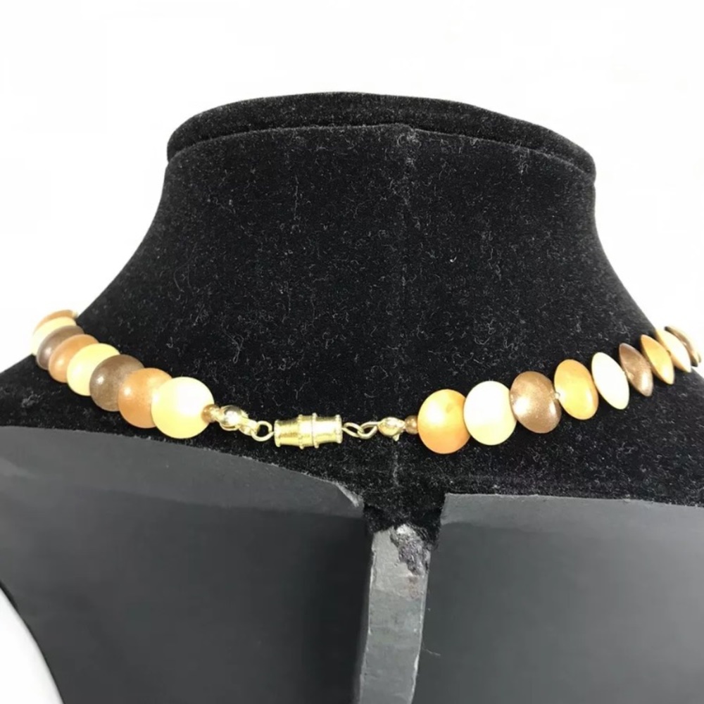 Vintage wooden bead choker disc - Picture 3 of 3